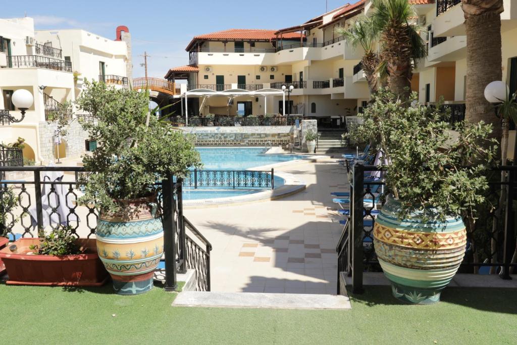 Diogenis Blue Palace